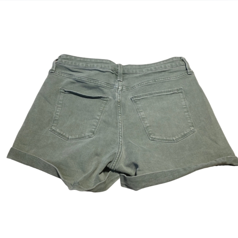 Universal Thread Washed Sage High-Rise Denim Shorts - Picture 2 of 3